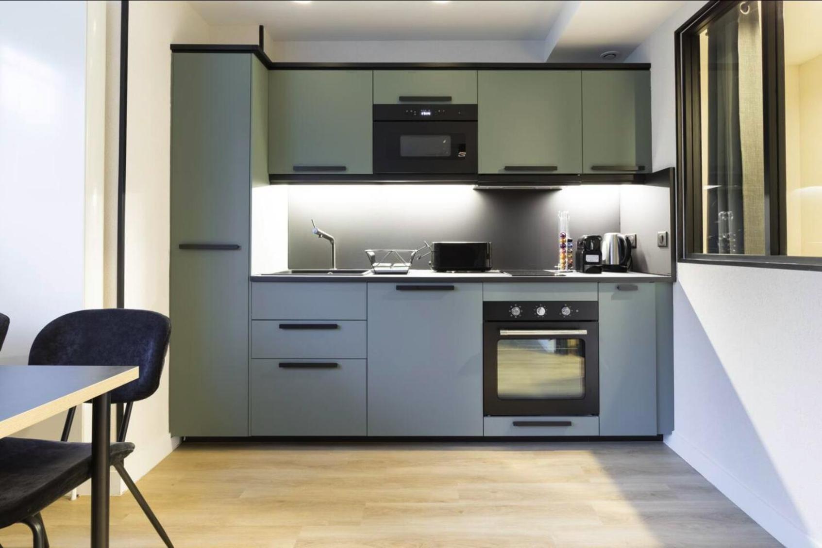Hsh Parmentier-couronnes Ii Design 4p-1br Apartamento